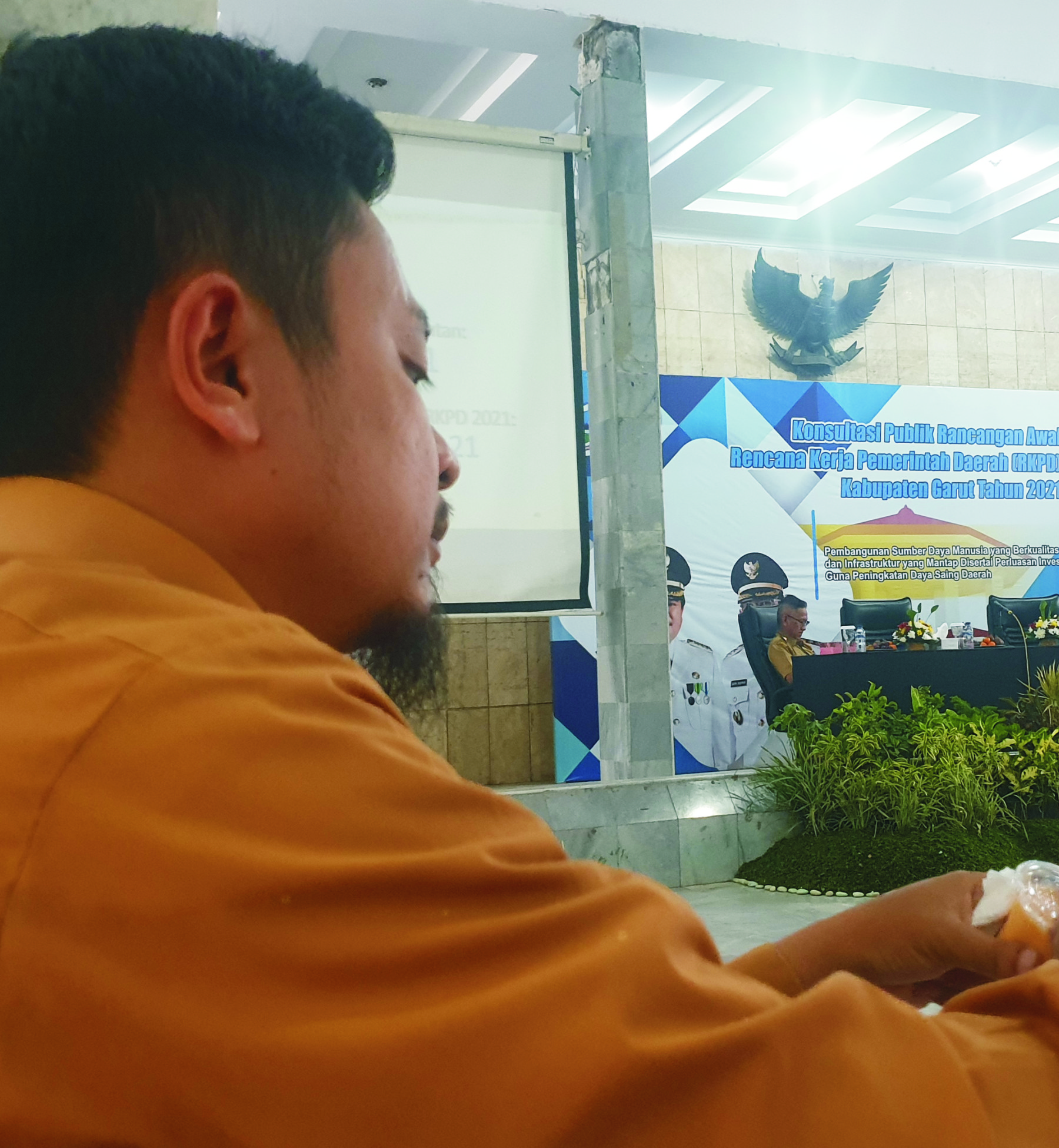 Menghadiri Konsultasi Publik RKPD